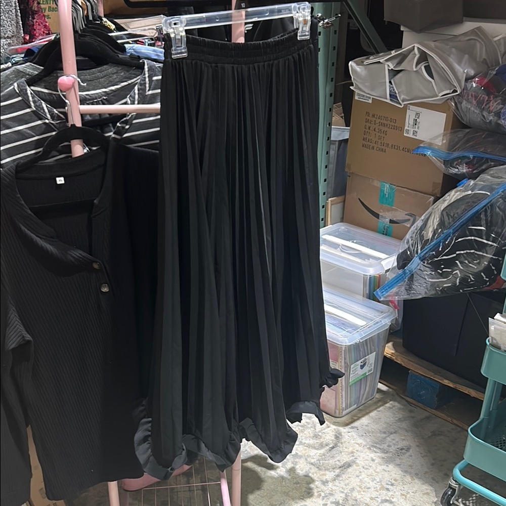 SHEIN Black Maxi Bubble Skirt for Work